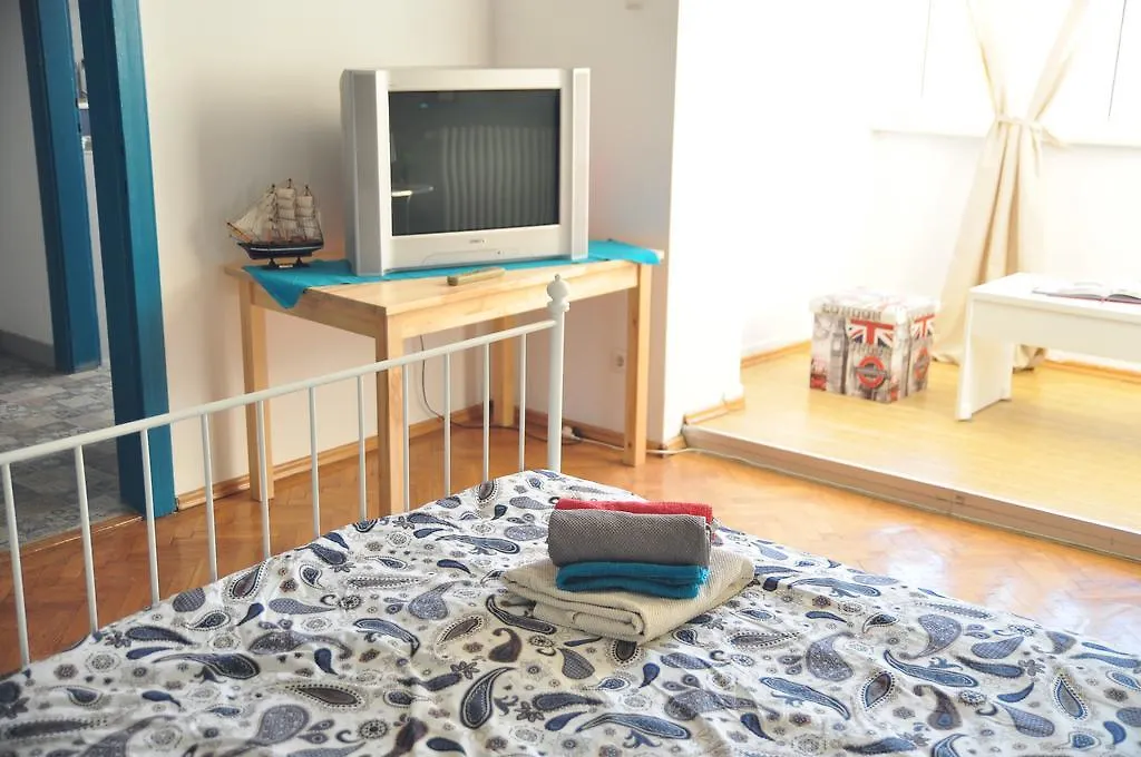 6 Sense Apartment Bucharest 0*,  Romania