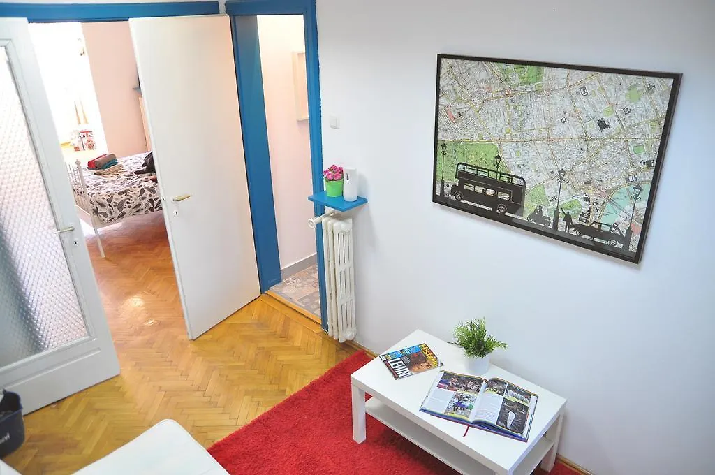 6 Sense Apartment Bucharest