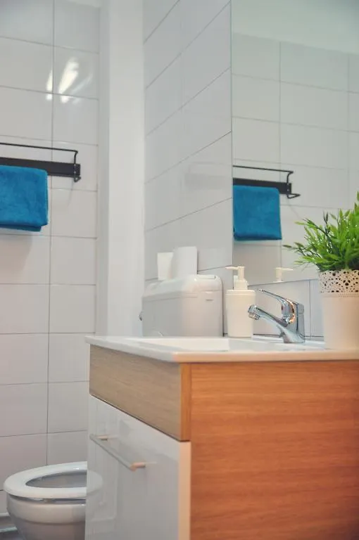 6 Sense Apartment Bucharest Romania