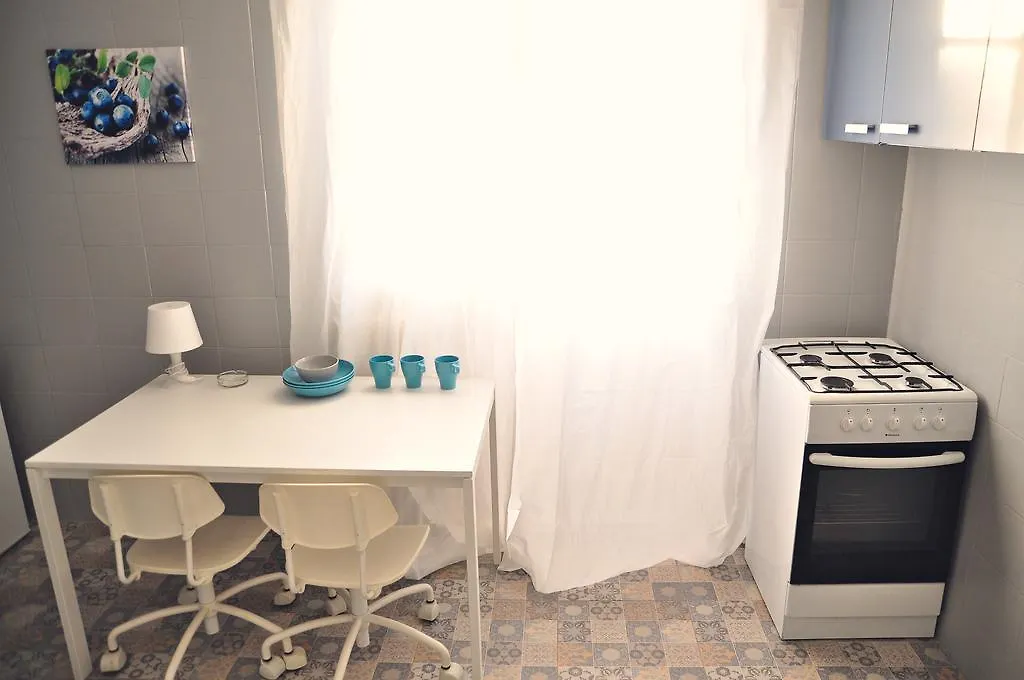 6 Sense Apartment Bucharest